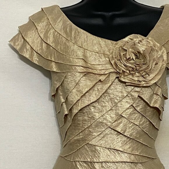 A-98 London Times Cream & Gold Ruffled Short Sleeve Tea Length Dress Size 12 - Picture 6 of 15